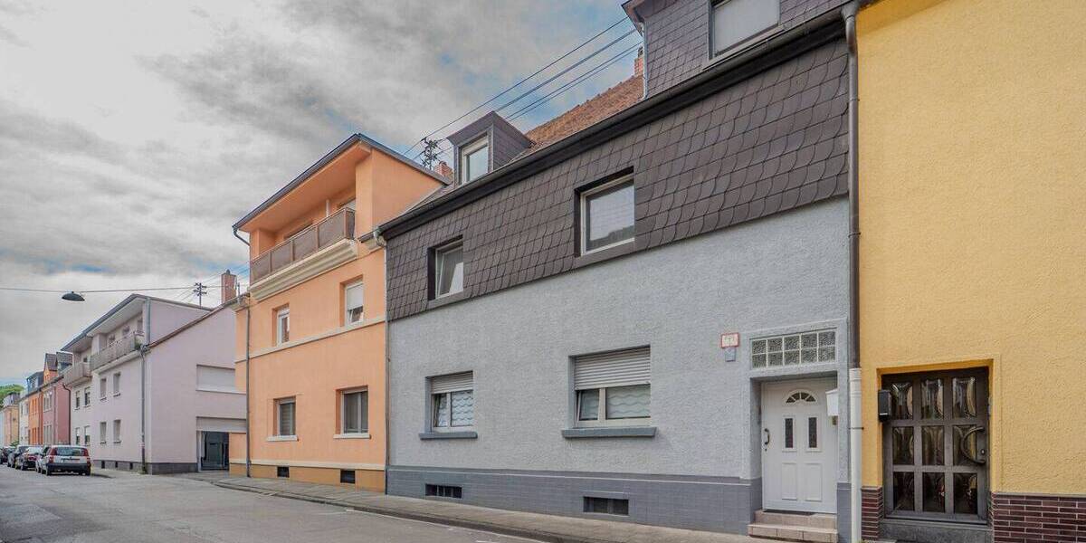 Mehrfamilienhaus, Wohnhaus Ludwigshafen am Rhein Oppau - 7 Zimmer, 227 m&sup2;, 485.000&euro; | Angebot:26616725