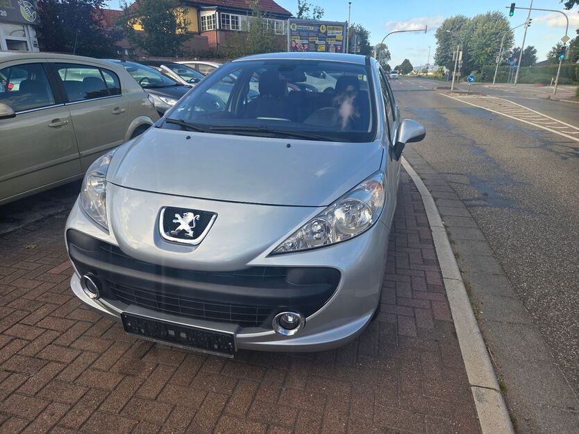Peugeot 207 115.000 km 4.900 € Oftersheim 68723