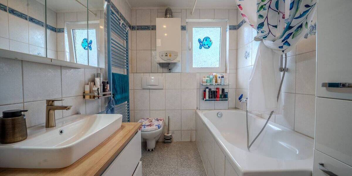 Mehrfamilienhaus, Wohnhaus Ludwigshafen am Rhein Oppau - 7 Zimmer, 227 m&sup2;, 485.000&euro; | Angebot:26616725