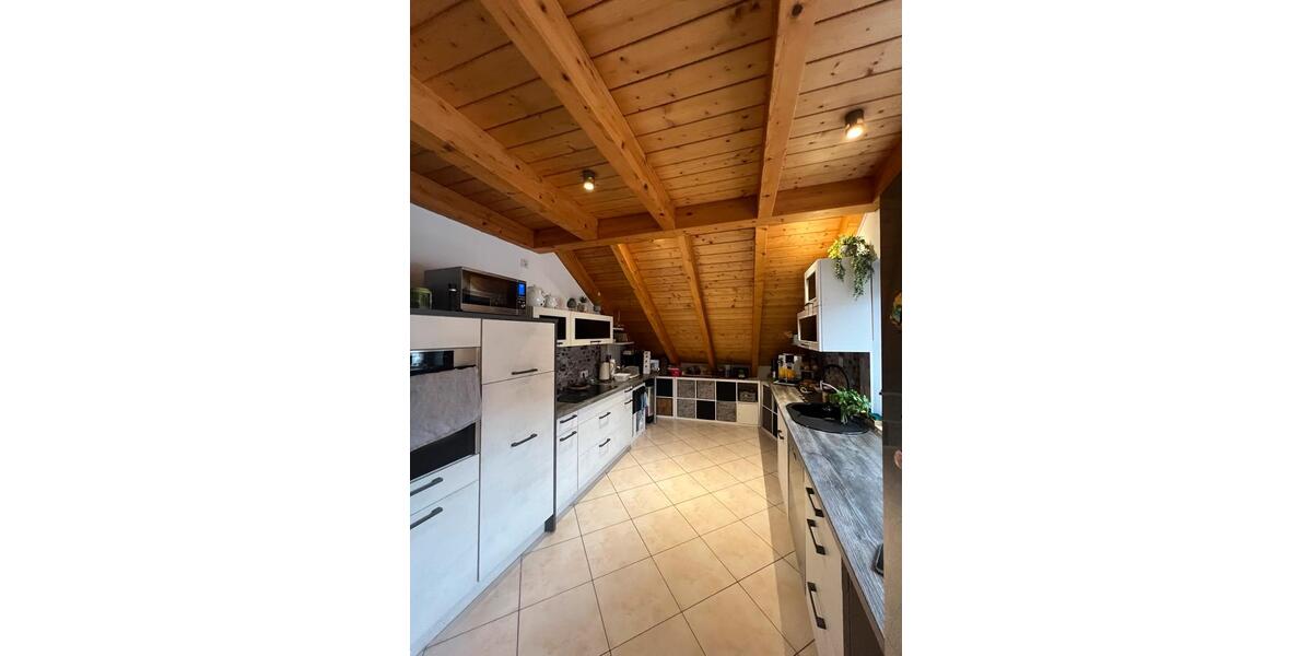 Helle 3 Zimmer–Wohnung mit Studio & Balkon 4 zimmer