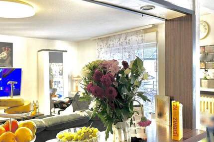 3-Zimmer-Wohnung mit offenem Wohn-Küchenbereich, zwei Balkonen und Aufzug in Ludwigshafen-Friesenheim Nord 3 zimmer