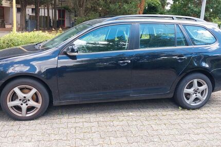 VW Golf 182.000 km 2.800 &euro; Brühl 68782