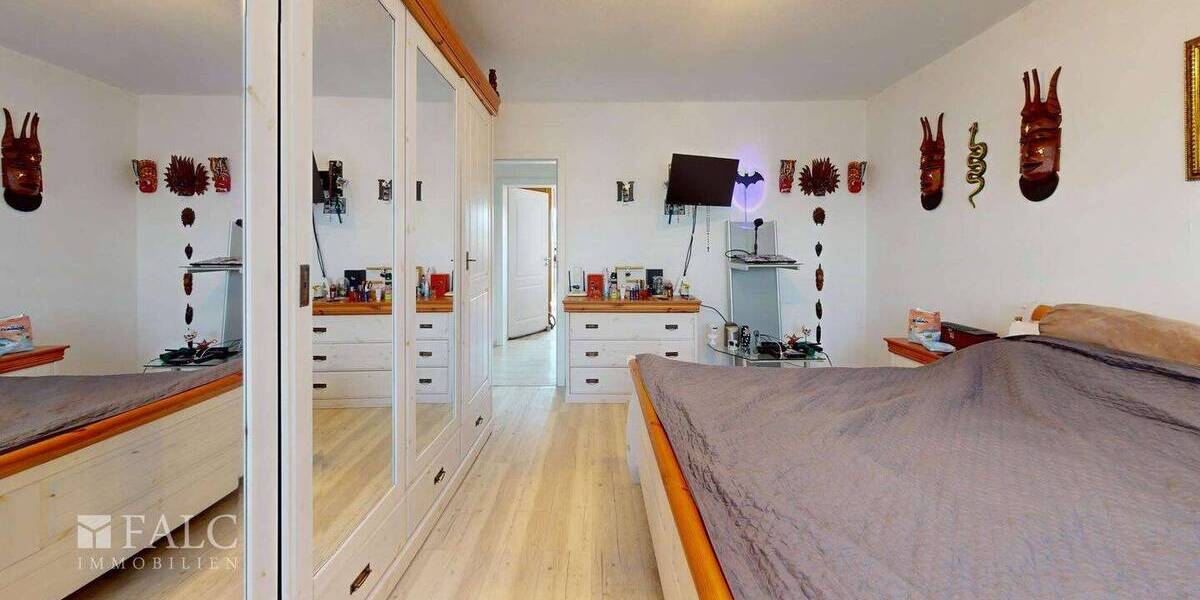 Mehrfamilienhaus, Wohnhaus Östringen Tiefenbach - 9 Zimmer, 220 m&sup2;, 595.000&euro; | Angebot:26160521