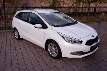 Kia ceed / Ceed 131.000 km 7.900 &euro; Heidelberg 69118