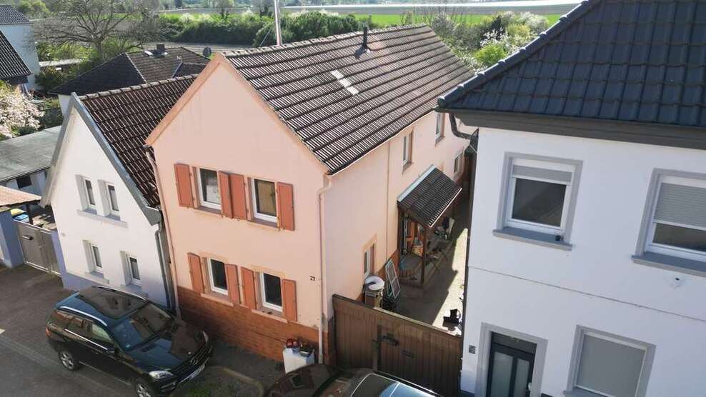 Haus zum Kaufen in Ludwigshafen am Rhein 479.000 € 180 m²