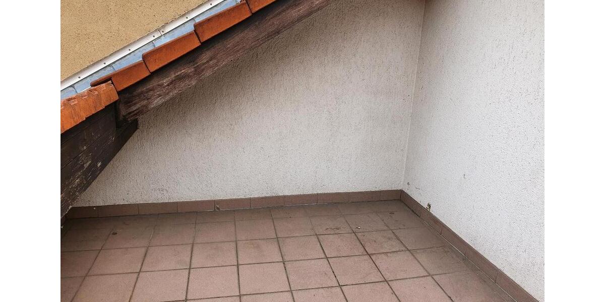 Dachgeschoßwohnung Mannheim Gartenstadt - 3 Zimmer, 75 m&sup2;, 990&euro; | Angebot:26381403