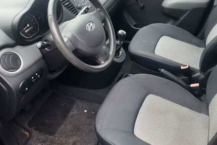 Hyundai i10 126.000 km 1.900 € Edingen Neckarhausen 68535