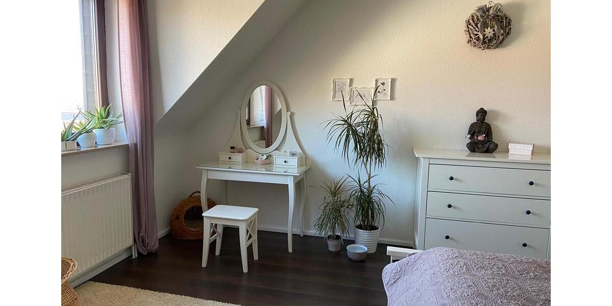 Dachgeschoßwohnung Philippsburg - 4 Zimmer, 101 m&sup2;, 345.000&euro; | Angebot:26907983