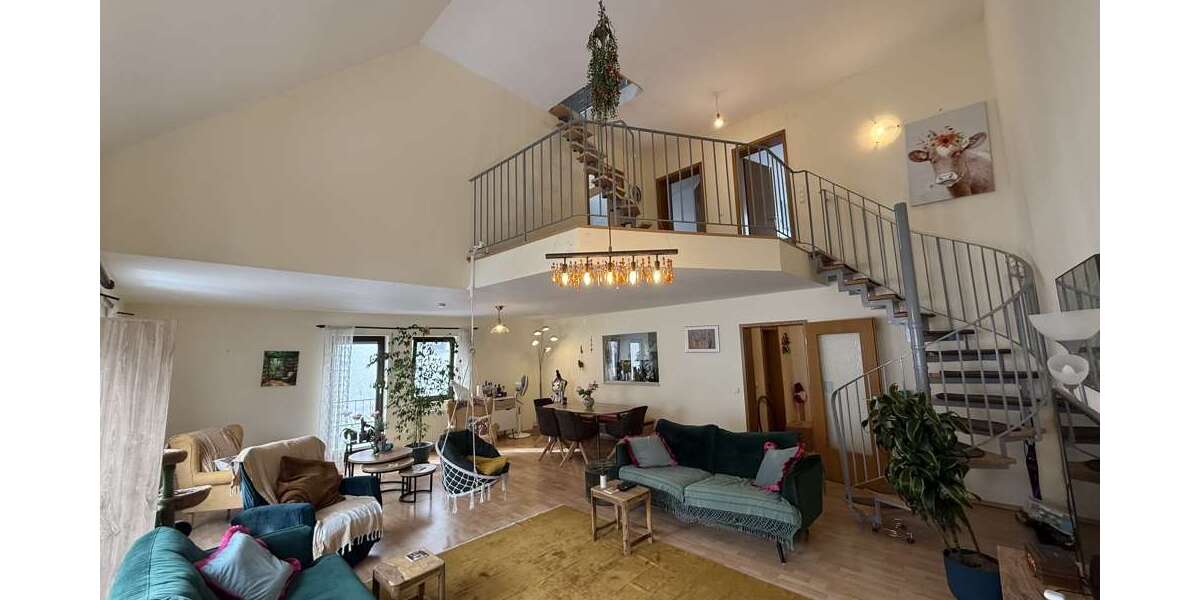 Etagenwohnung Viernheim - 5 Zimmer, 128 m&sup2;, 1.450&euro; | Angebot:26883226