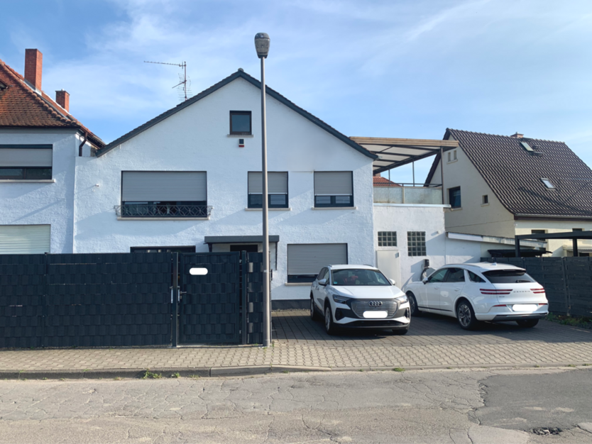 Haus zum Kaufen in Bürstadt 766.000 € 394 m²