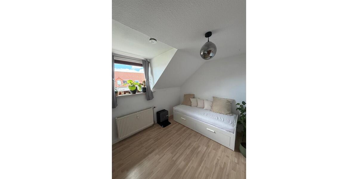 Dachgeschoßwohnung Leimen - 3 Zimmer, 72 m&sup2;, 278.000&euro; | Angebot:26837815