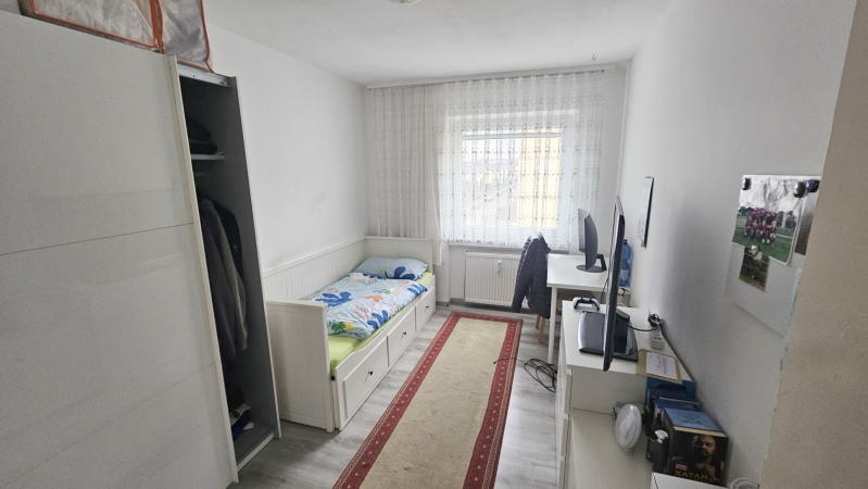 ObjNr:19635 - Sehr gepflegte 4-Zi. ETW mit Balkon und PkW-Stellplatz in FT-Mörsch 4 zimmer