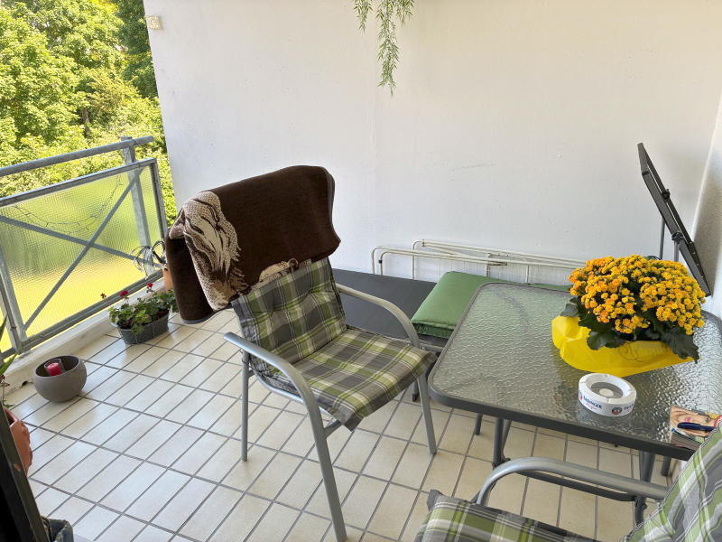 ObjNr:19690 - Schöne und ausgesprochen gepflegte 2, 5-Zimmer ETW in bester Lage von Speyer-Süd 2.5 zimmer