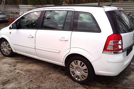 Opel Zafira 239.765 km 888 &euro; Mannheim 68309