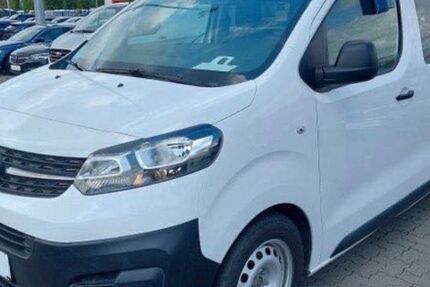 Opel Vivaro 28.000 km 22.999 &euro; Sinsheim 74889
