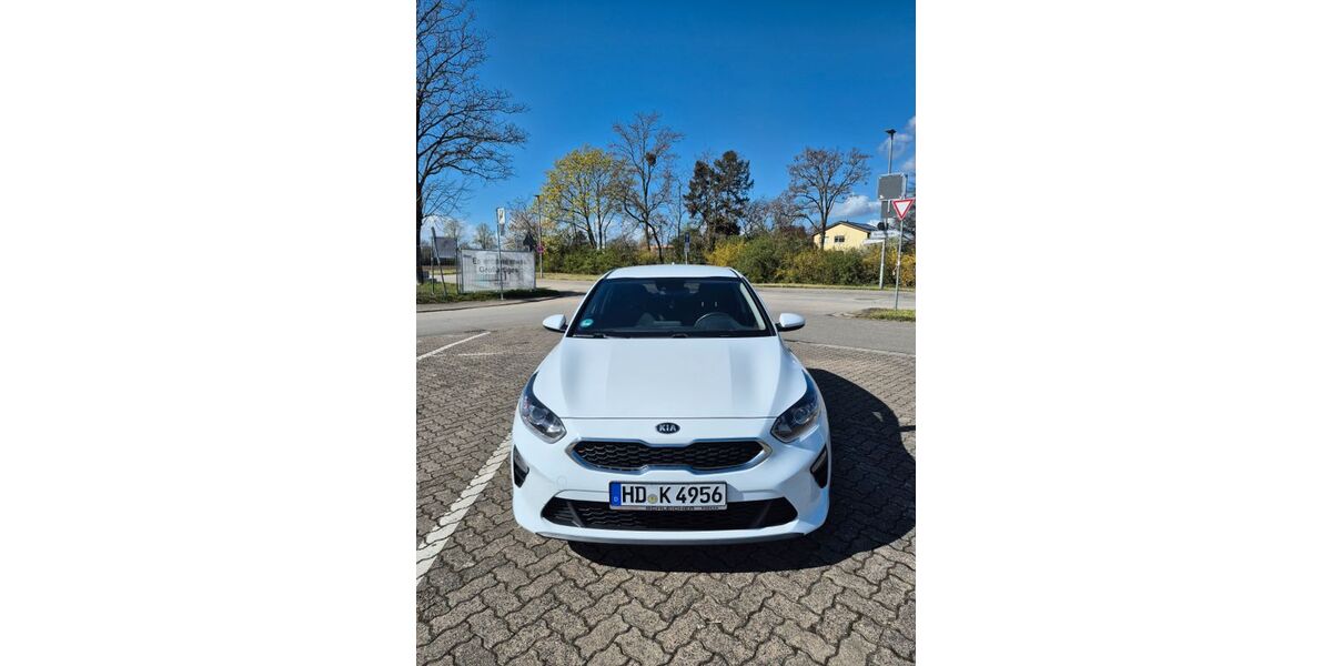Kia ceed / Ceed 84.000 km 12.300 &euro; Heidelberg 69115
