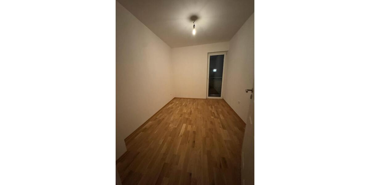 Etagenwohnung Mannheim - 4 Zimmer, 95 m&sup2;, 1.550&euro; | Angebot:25381293