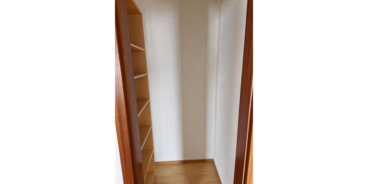 Dachgeschoßwohnung Frankenthal (Pfalz) - 1.5 Zimmer, 43 m&sup2;, 600&euro; | Angebot:26396969