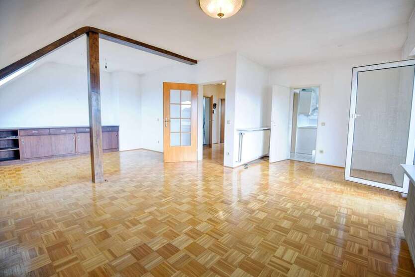 3 ZKB DG & 2 ZKB Souterrain Whg Sofort beziehbar Garage & 2 Stellplätze inkl 5 zimmer