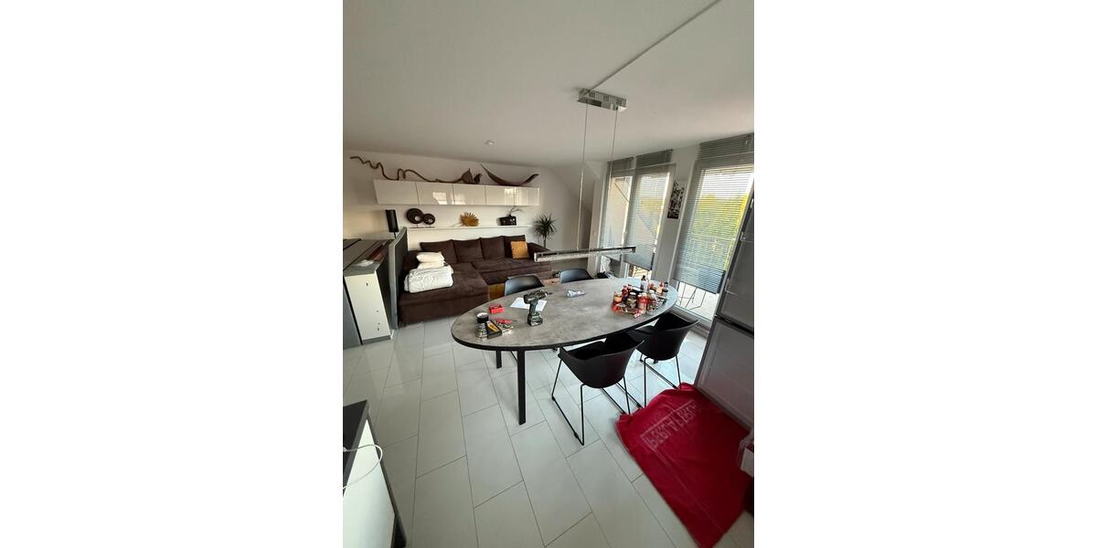 Dachgeschoßwohnung Wiesloch - 3 Zimmer, 69 m&sup2;, 990&euro; | Angebot:26399963