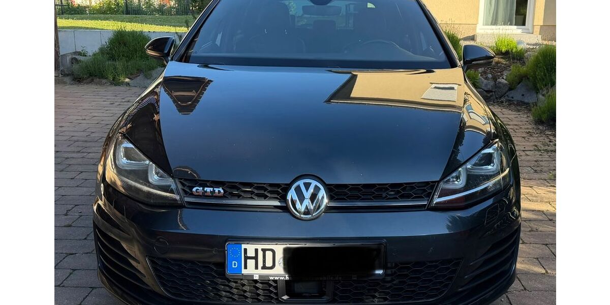 VW Golf 126.500 km 16.899 &euro; Mauer 69256
