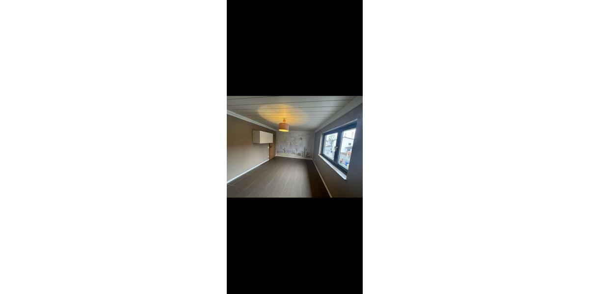 Maisonettenwohnung Ludwigshafen am Rhein Edigheim - 5 Zimmer, 130 m&sup2;, 1.850&euro; | Angebot:25655461