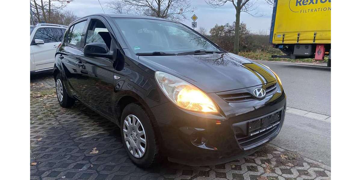 Hyundai i20 171.000 km 2.400 € Hockenheim 68766