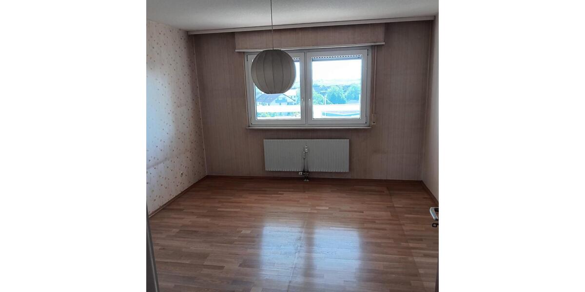 Etagenwohnung Schwetzingen - 3 Zimmer, 87 m&sup2;, 270.000&euro; | Angebot:26824170