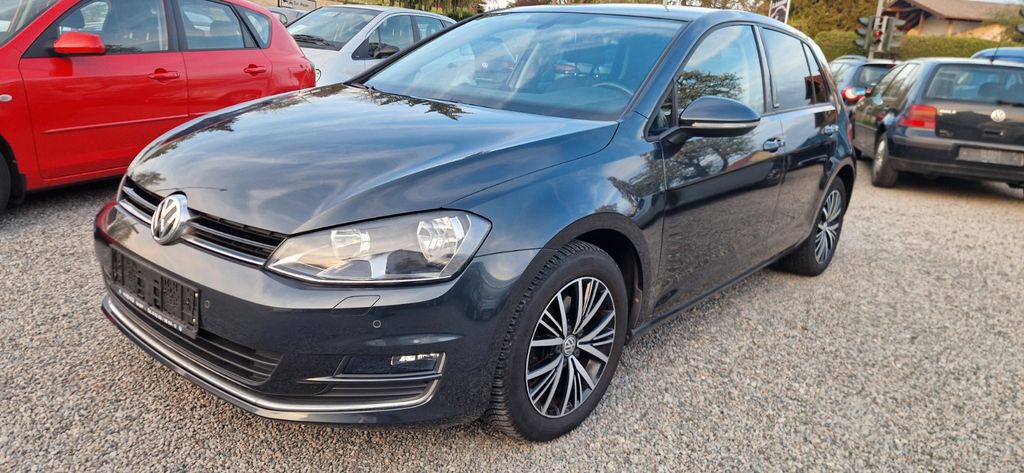 VW Golf 134.178 km 10.550 &euro; Sinsheim- Reihen 74889