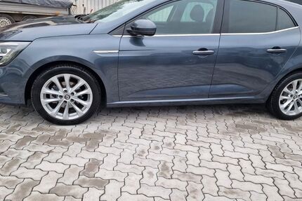 Renault Megane 76.200 km 11.500 &euro; Neuhofen 67141