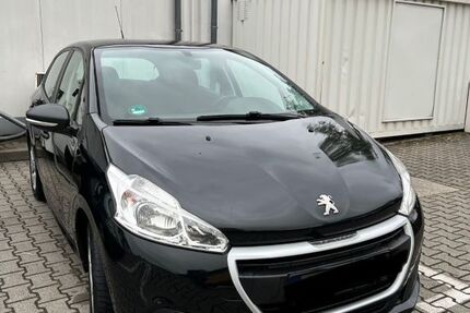 Peugeot 208 146.000 km 5.500 &euro; Lampertheim 68623