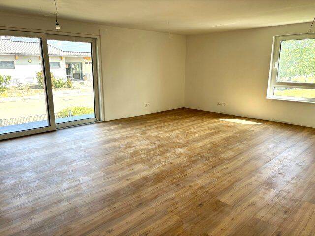 Etagenwohnung Malsch - 3 Zimmer, 93 m&sup2;, 1.435&euro; | Angebot:26891267