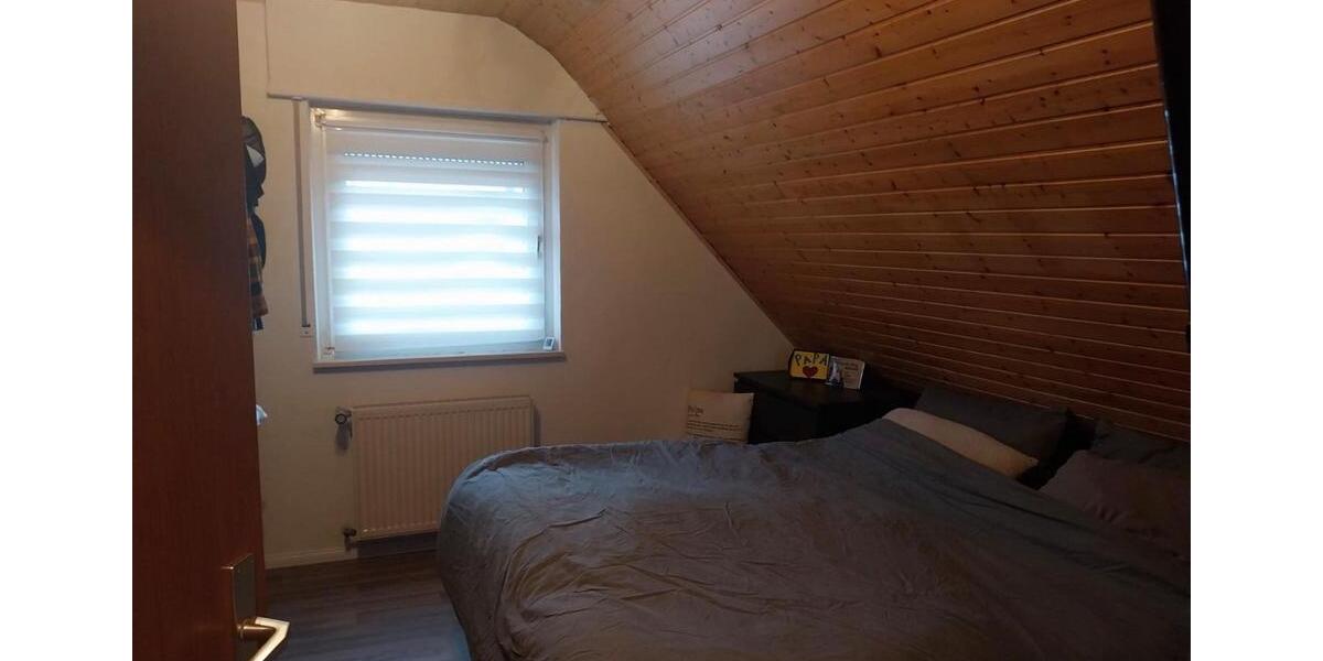 Etagenwohnung Lampertheim - 4 Zimmer, 105 m&sup2;, 1.250&euro; | Angebot:26268518