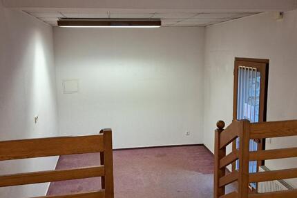 Helles BüroAtelier - Zentrum Leimen 44 m², prov.frei zimmer