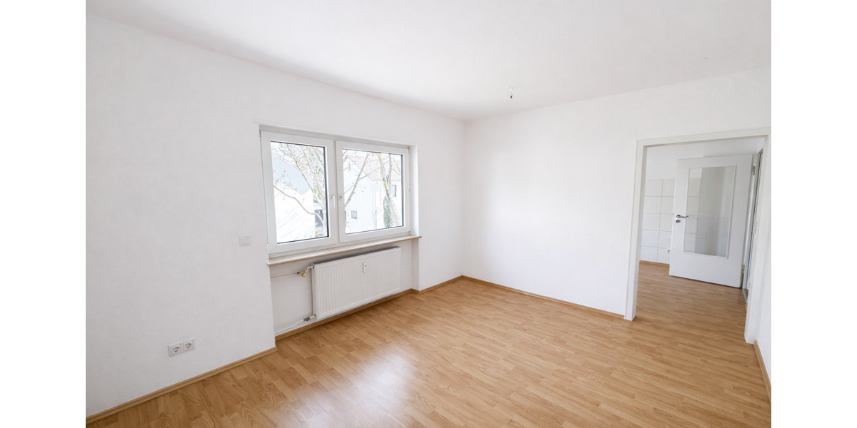 Etagenwohnung Mannheim Sandhofen - 4 Zimmer, 114 m&sup2;, 1.100&euro; | Angebot:25377160