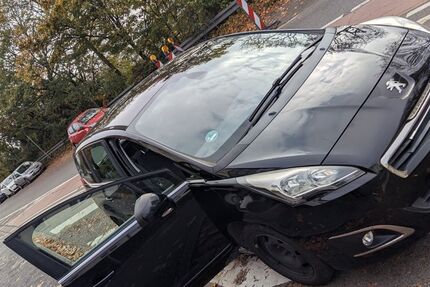Peugeot 5008 172.000 km 5.200 &euro; Heidelberg 69124