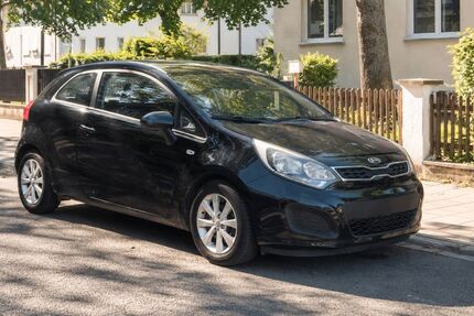 Kia Rio 125.777 km 4.599 &euro; Mannheim 68163