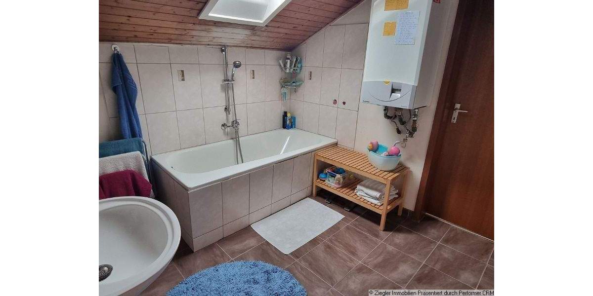 Doppelhaushälfte Edingen-Neckarhausen Neckarhausen - 5 Zimmer, 170 m&sup2;, 350.000&euro; | Angebot:24436002