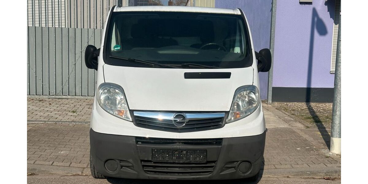 Opel Vivaro 175.000 km 6.450 &euro; mannheim 68199