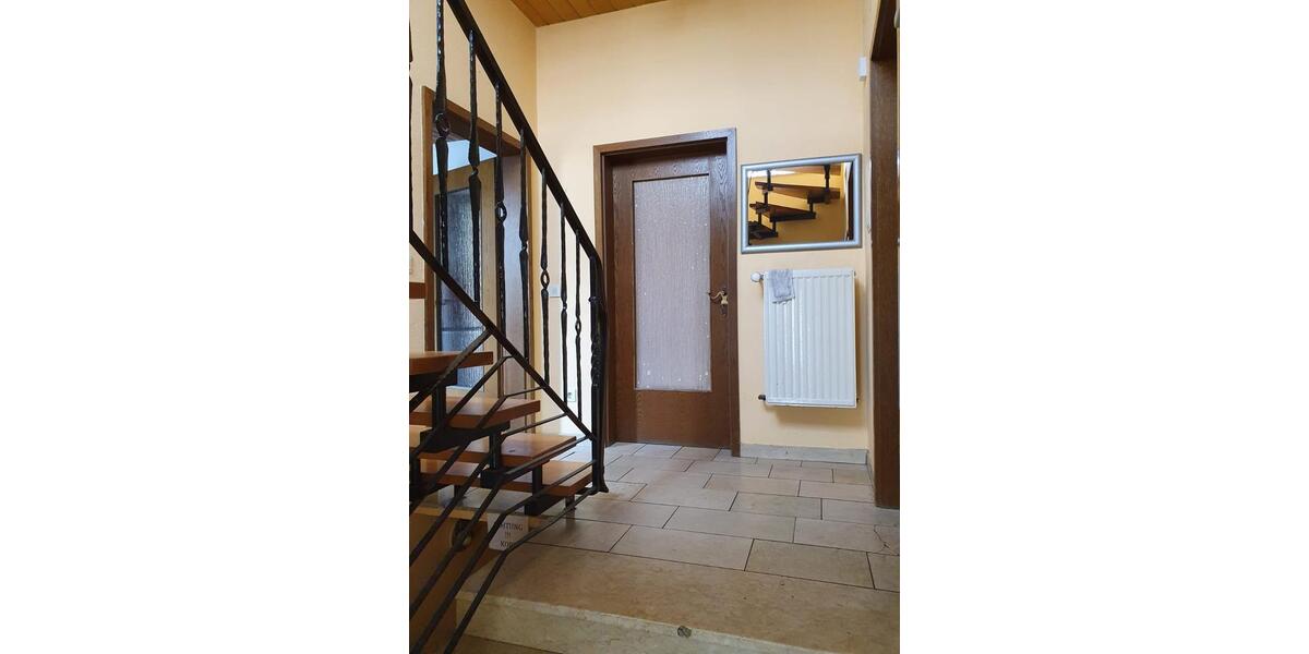 Einfamilienhaus Ludwigshafen am Rhein Rheingönheim - 8 Zimmer, 207 m&sup2;, 489.000&euro; | Angebot:26426861