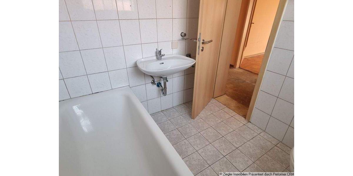 Mehrfamilienhaus, Wohnhaus Edingen-Neckarhausen Neckarhausen - 8 Zimmer, 129 m&sup2;, 425.000&euro; | Angebot:25681570