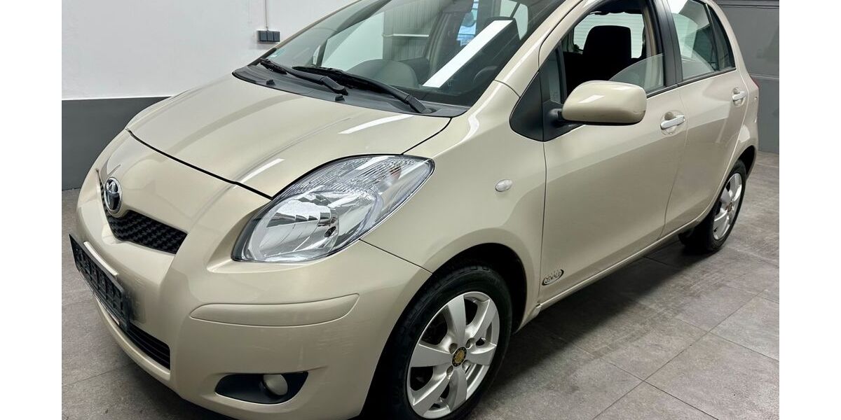 Toyota Yaris 74.000 km 6.200 &euro; Leimen 69181