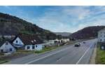 Ehemaliges Gasthaus mit 3 Einzelzimmer & 5 potentiellen Wohnungen inkl. Gaststätte und Parkplätze - Gewerbeobjekt Neckarsteinach | Angebot:26059021