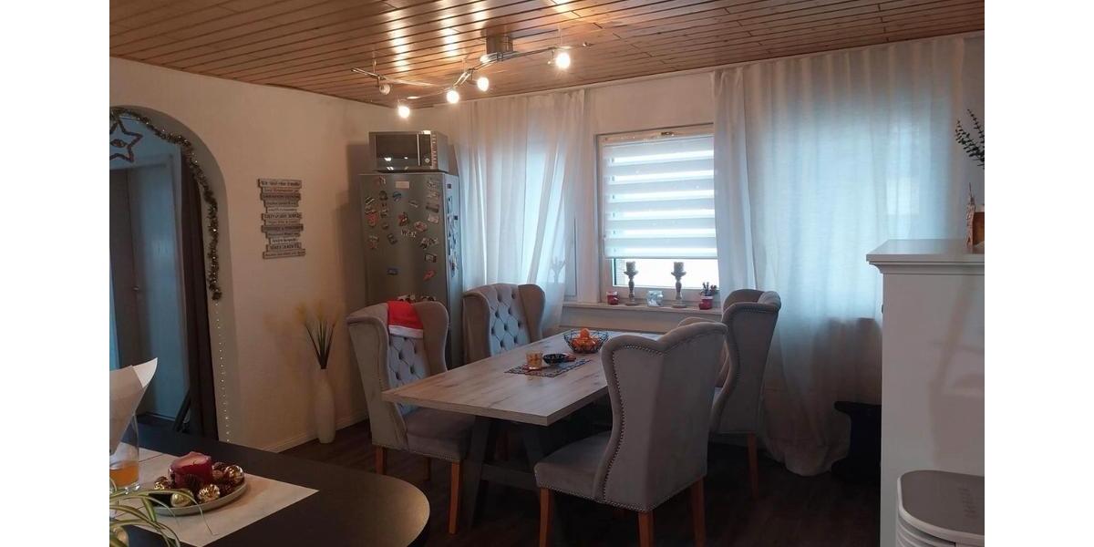 Etagenwohnung Lampertheim - 4 Zimmer, 105 m&sup2;, 1.250&euro; | Angebot:26268518