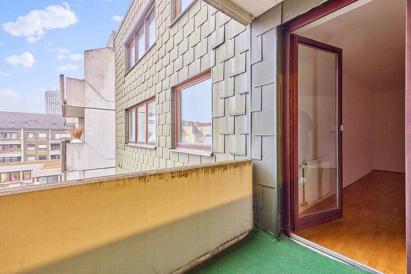MA-City - 2 ZBKBalkon-Wohnung mit Tiefgaragenstellplatz