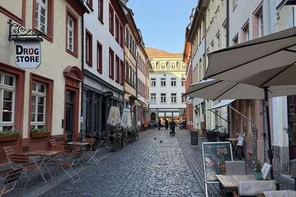 Haus zum Kaufen in Heidelberg-Altstadt 1.700.000 € 253 m² 11 zimmer