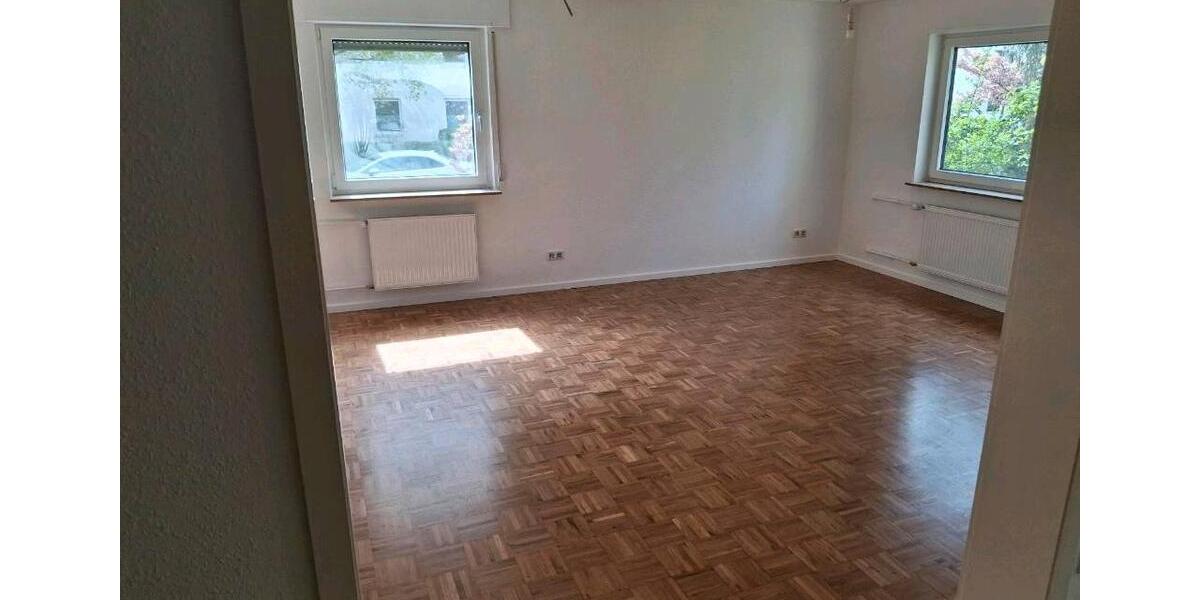 Hochparterre Weinheim - 5 Zimmer, 110 m&sup2;, 1.440&euro; | Angebot:26534632