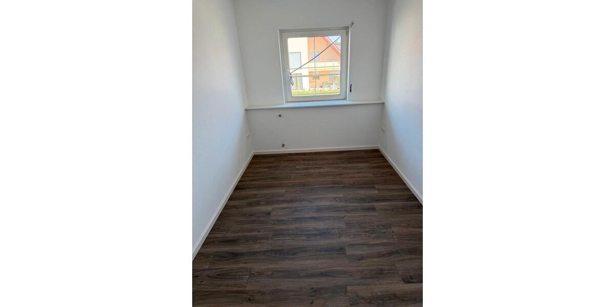 Maisonettenwohnung Sankt Leon-Rot Rot - 4 Zimmer, 122 m&sup2;, 1.647&euro; | Angebot:26618451