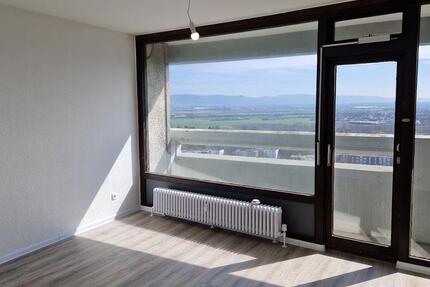 Schöne 4-Zimmer-Wohnung in Vogelstang Zentrum !