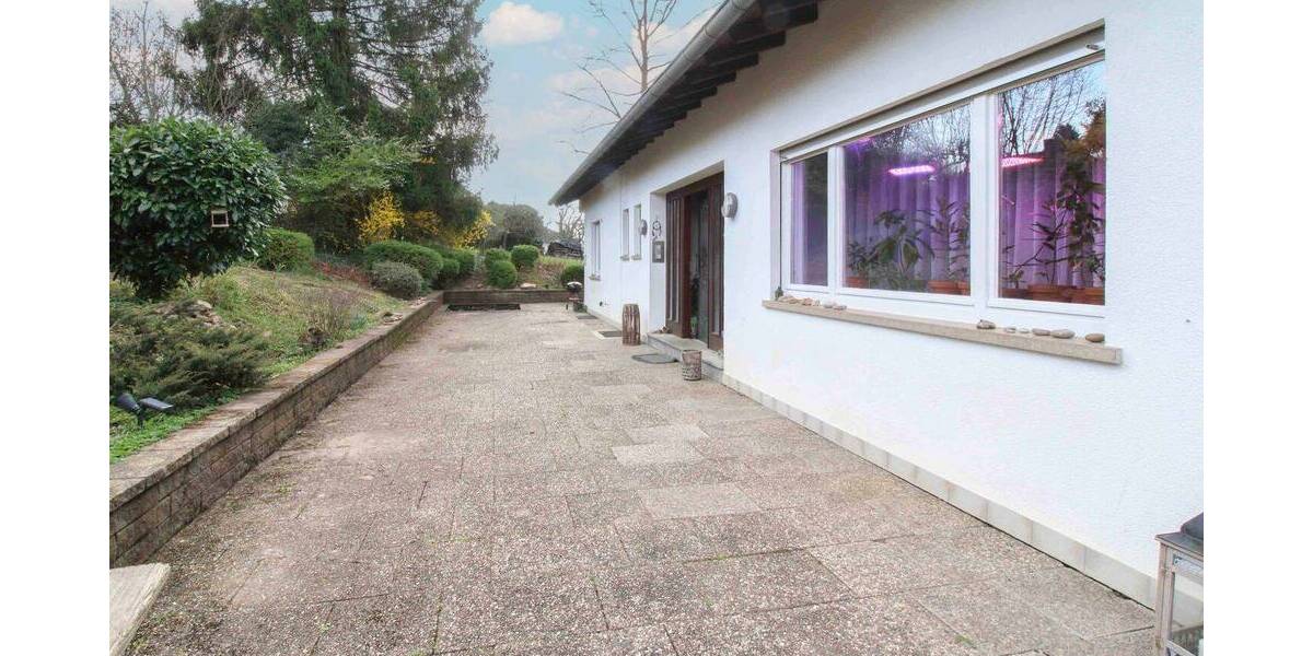 Einfamilienhaus Eschelbronn - 8 Zimmer, 265 m&sup2;, 439.000&euro; | Angebot:26427810